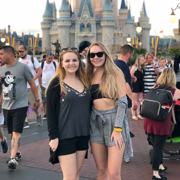 Meet your Posher, Emma - Picture 5 of 6